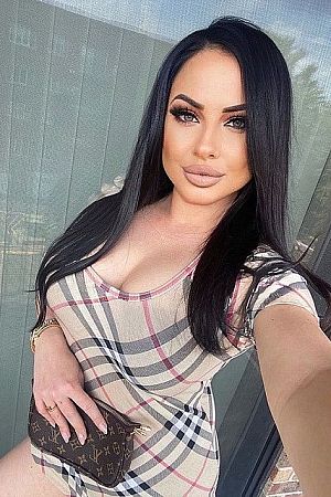 Катя, метро Таганская