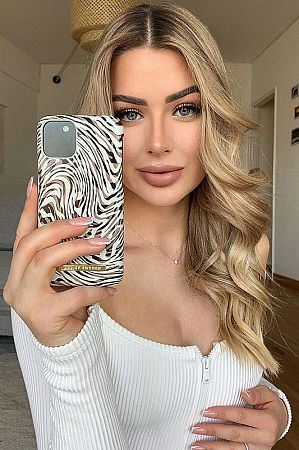 Оля, метро Зябликово