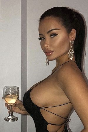 мария, метро Спортивная