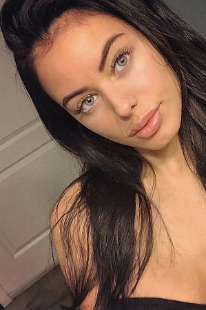 мария, метро Октябрьское Поле