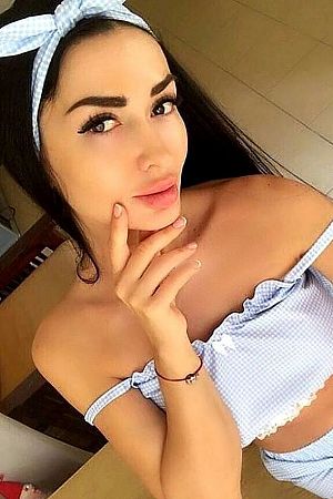 ОЛЯ, метро Коньково