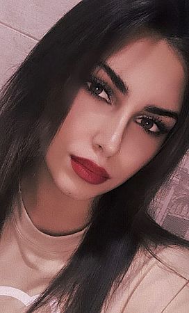 Лена, метро Славянский бульвар