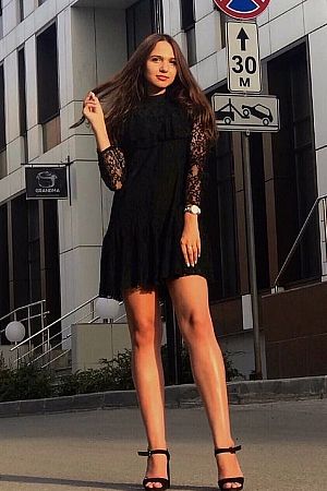 Лена, метро Полежаевская