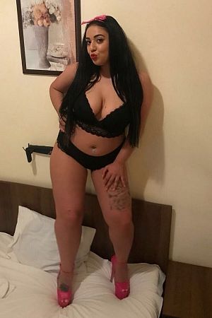 ОЛЯ, метро Марксистская