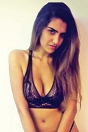 Мона, метро Новослободская