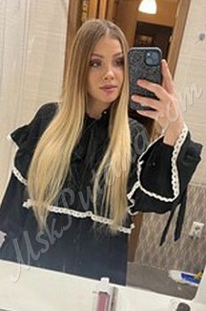 Марина, метро Сходненская