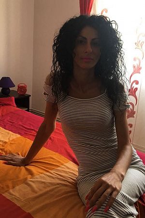 Милана, метро Измайлово