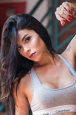 Сандра, метро Пионерская