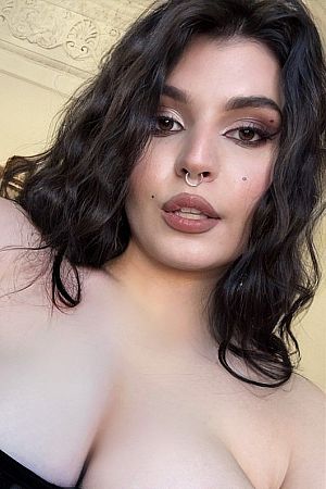 Ксюша, метро Севастопольская